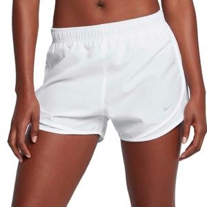 White nike shorts